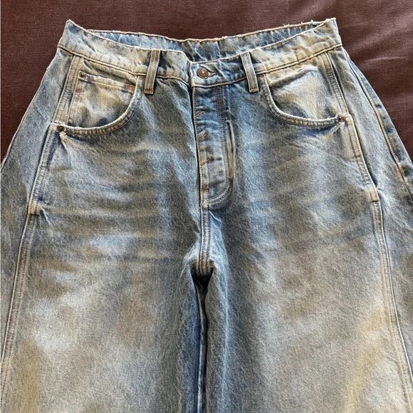 We The Free Mid Rise Good Luck Barrel Jeans in Light Blue - Picture 4 of 7